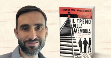 Nola_Giornata della Memoria: doppio appuntamento con lo scrittore e giornalista Lorenzo Tosa e Paolo Paticchio. Mercoledì presentazione del libro “Il Treno della Memoria” presso il caffè letterario della Mondadori di piazza Marconi 